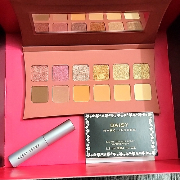 New Beauty Bundle - Picture 1 of 2